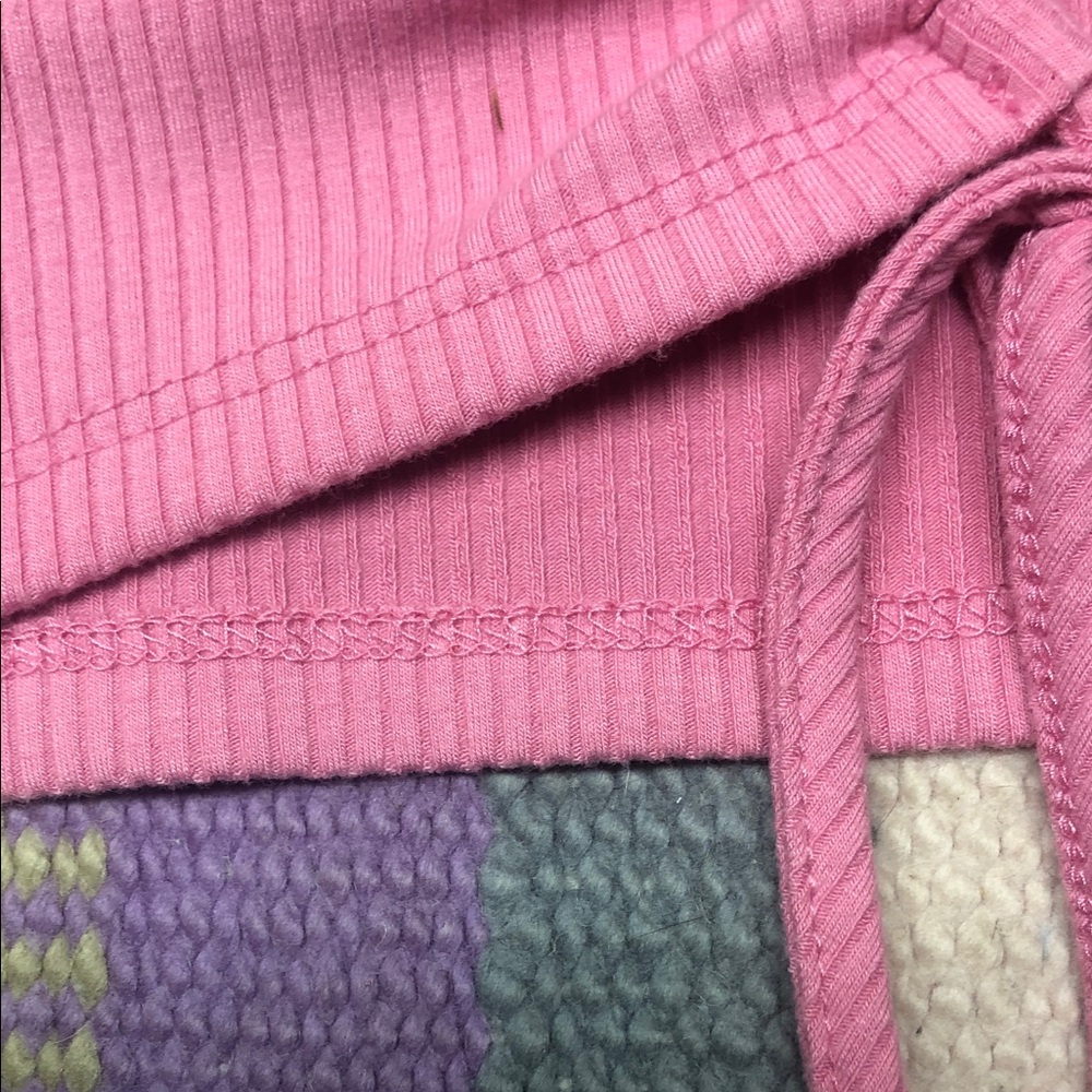 🌸Pink Ruched Crop Top 🪷 - Picture 7 of 8